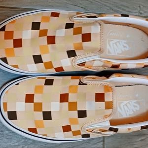 Vans 8.5 slip on